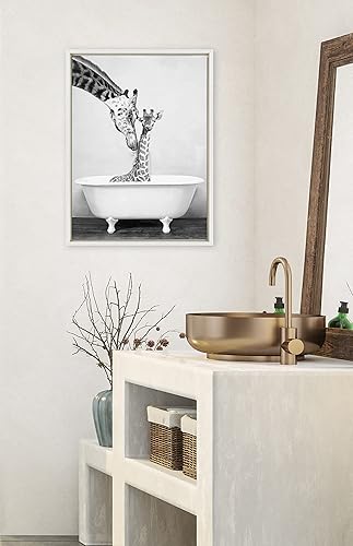 Miniatura 3 de Kate and Laurel Sylvie - Lienzo enmarcado con diseño de jirafa en la tina, arte de pared por Amy Peterson Art Studio, 18 x 24 pulgadas, natural,