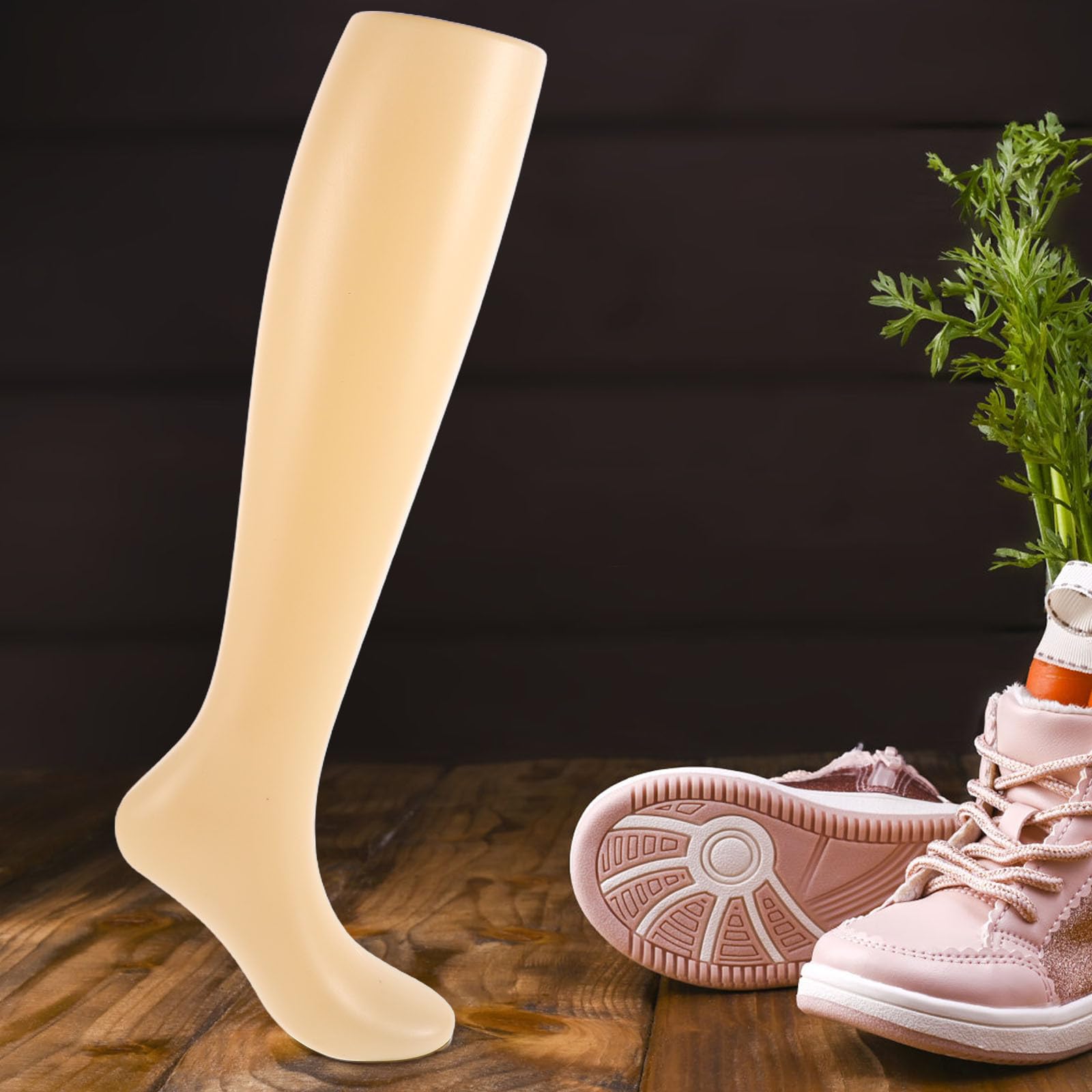 Healeved Fußmodell in Nahtlosem Weibliches aus Kunststoff PE zur Beige Realistisches Stehendes Finish Präsentation Mittelhohen Socken im Laden und Ausstellungen
