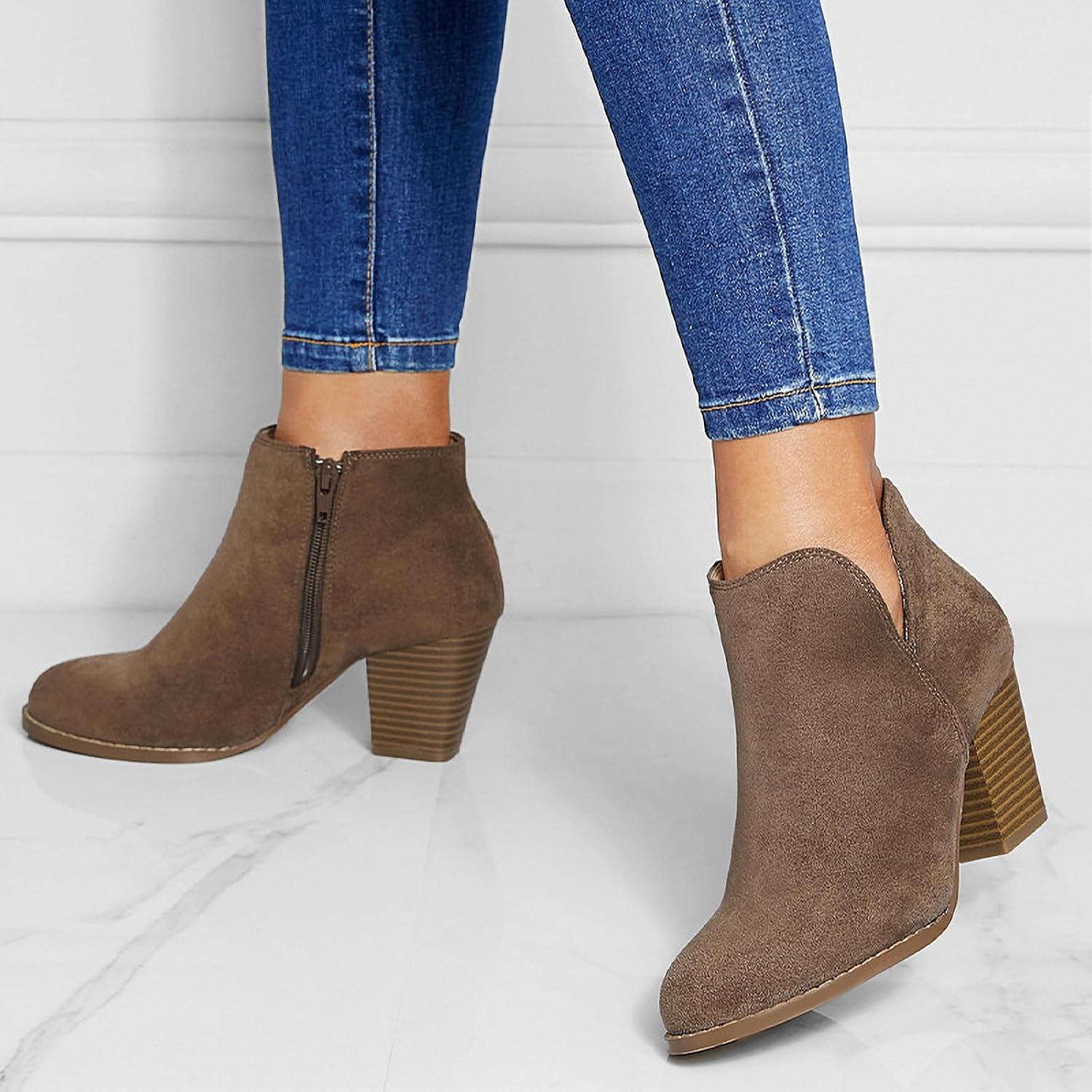 Women's V Cut Chunky Heel Ankle Boots with Side Zipper Fashion Pointed Toe Comfortable Faux Suede Stacked Heel Booties for Casual Office Work Short Boots
