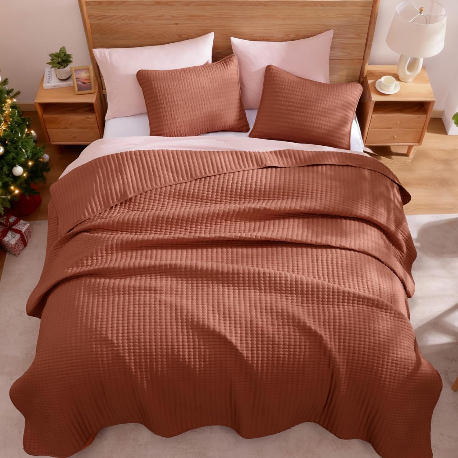 WRENSONGE Queen Quilt-3 Pieces Lightweight Autumn Leaf Fall Bedspreads Queen Size Quilt Bedding Set for All Season, Soft Coverlet with 2 Pillow Shams Suitable for Bed & Couch - Image 4