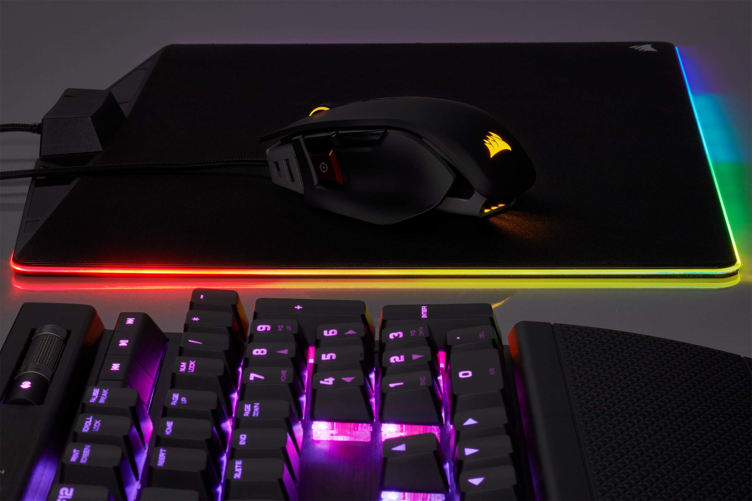 Corsair M65 ELITE RGB Ottico FPS Mouse Gaming, 18000 DPI Ottico Sensore, Retroilluminazione a RGB LED, Sistema di Regolazione del Peso, Nero