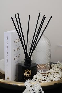 NUHR Home Reed Diffuser Rose & Oud Sticks for Home Multi Note Fragrance - Long Lasting Aroma Perfect Reed Diffuser, Minimum of 4 Months, UK-Made- Gift Set 100ml