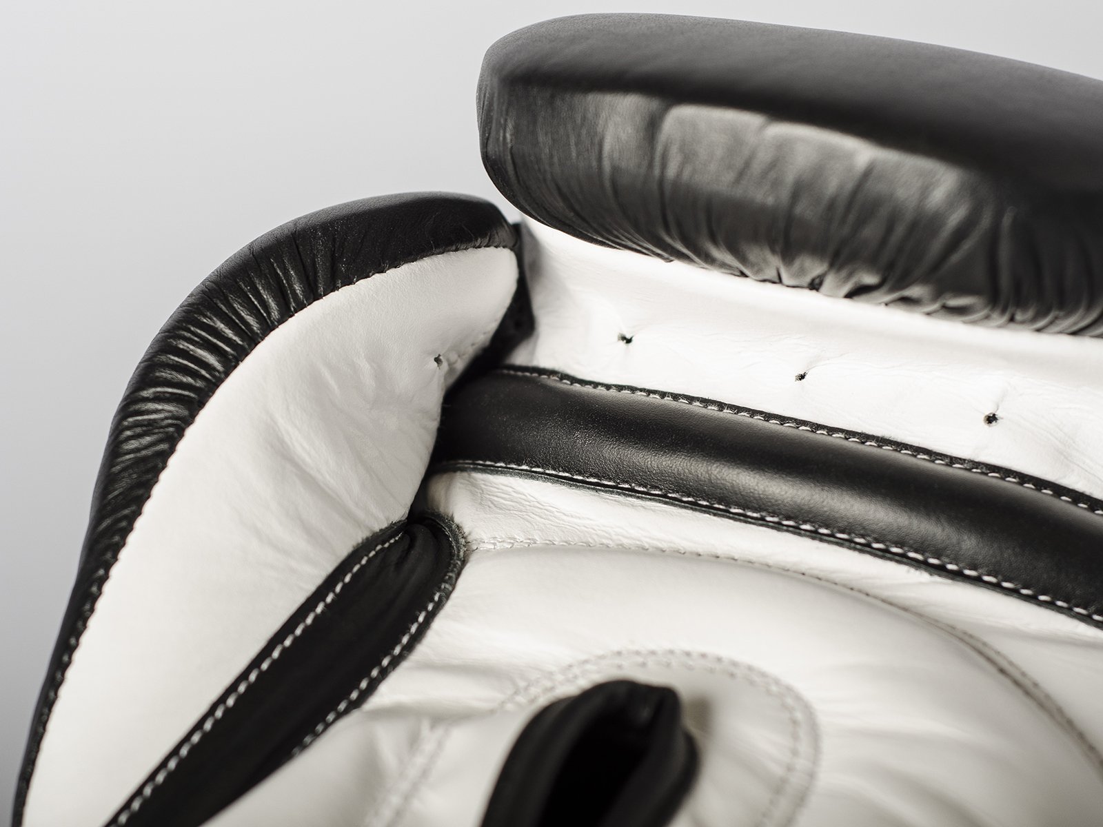 Paffen Sport Pro - Guanti da boxe in vera pelle con velcro, per allenamento e boxe, kickboxing, Muay Thai, K1 e altri sport da combattimento