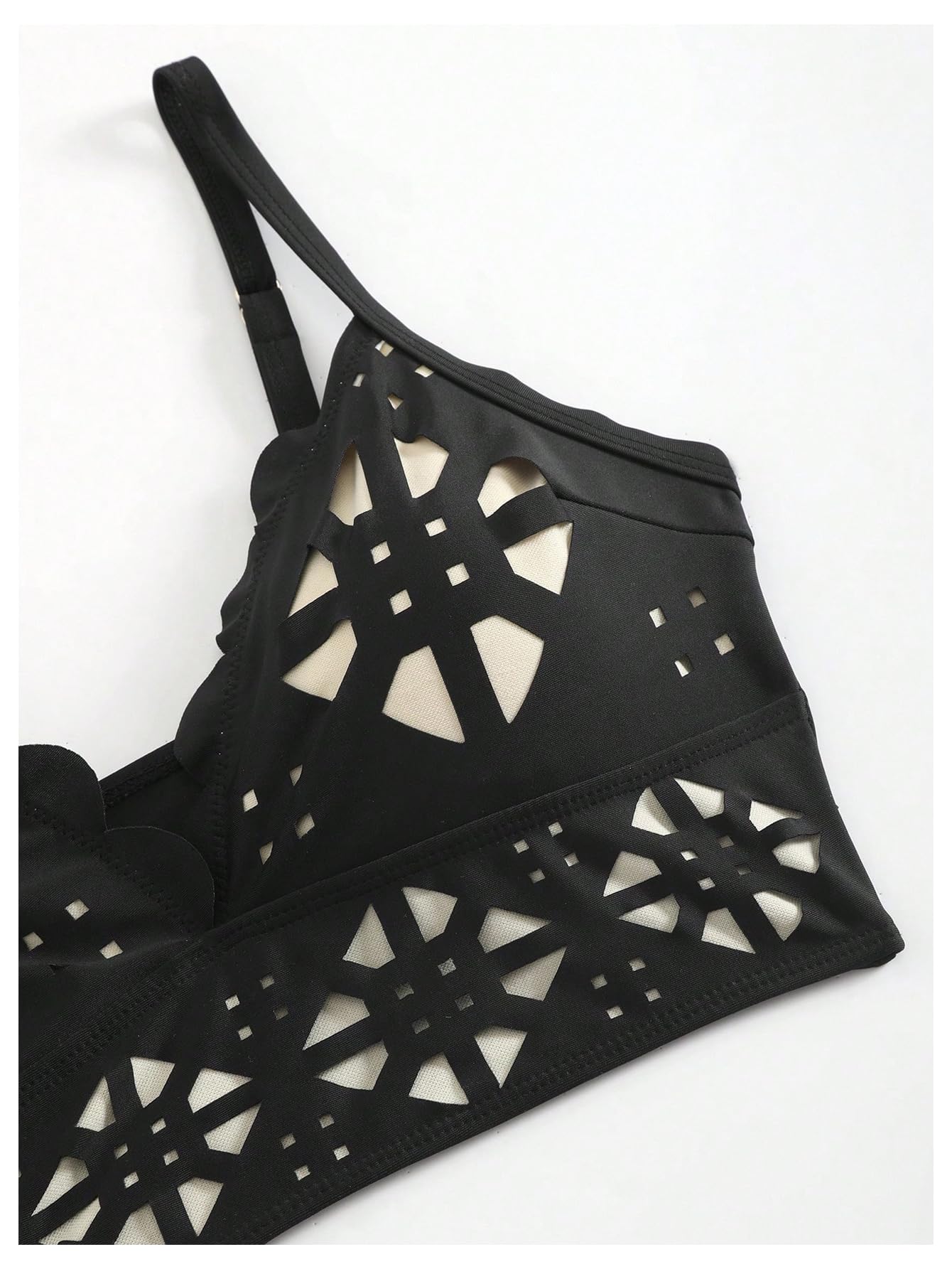 Traje de baño de 3 piezas para mujer, conjunto de bikini hueco con pantalones de cobertura, color negro, talla M