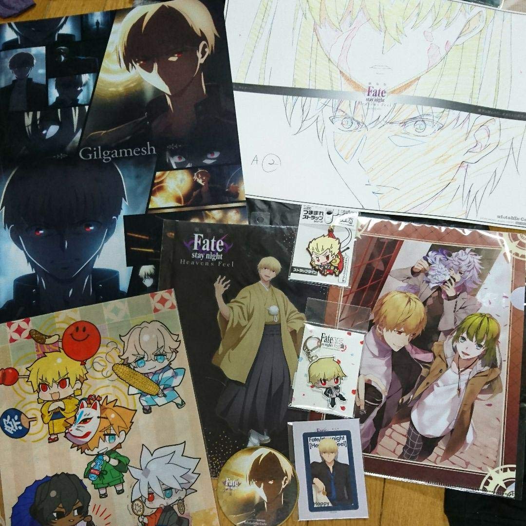セット　ギルガメッシュ フェイトステイナイト　フィギュア 缶バッジ ポストカード セット ギルガメッシュ フェイトステイナイト フィギュア 缶