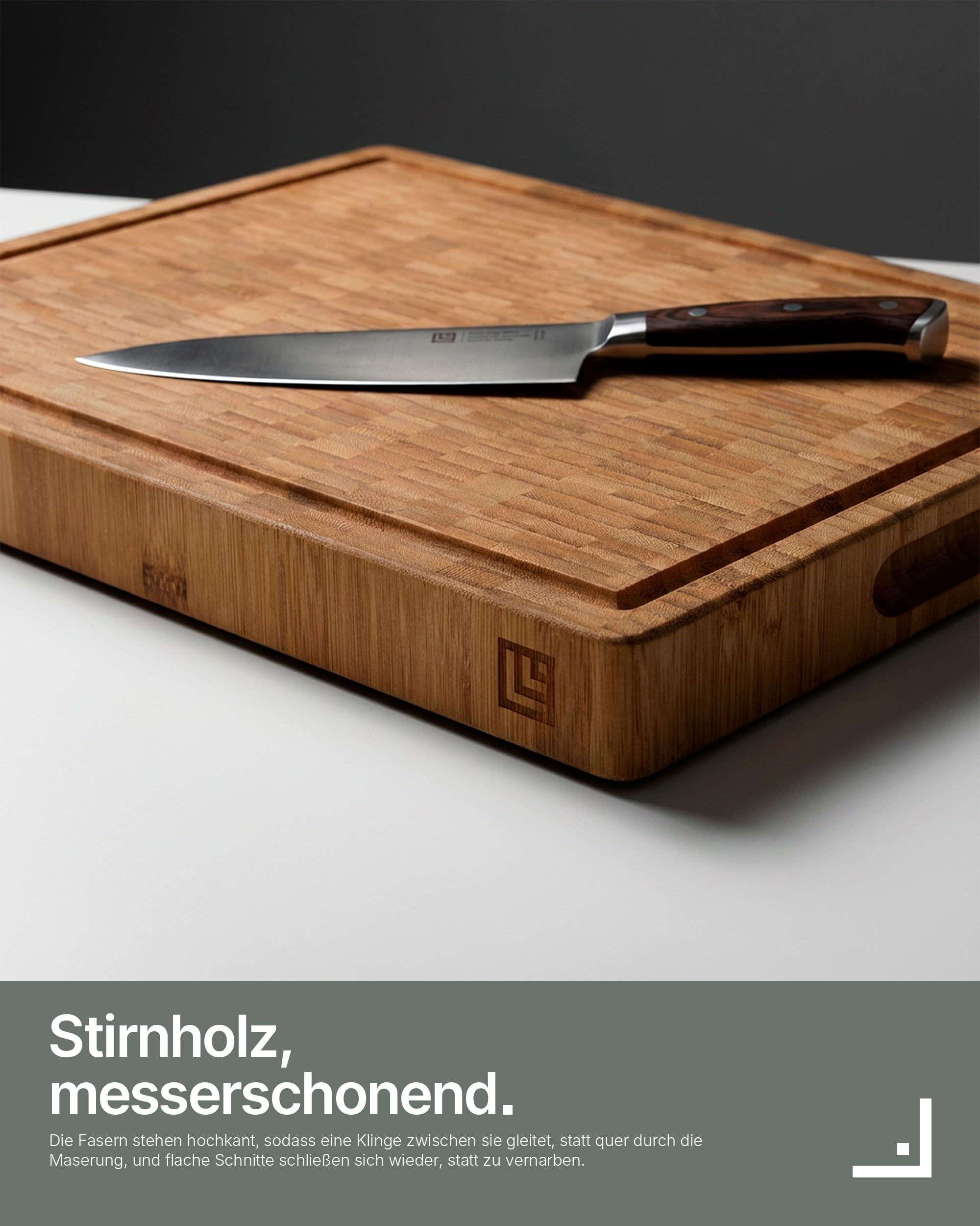 LARHN Stirnholz Hackblock Bambus massiv - 40x30x4 cm - Schneidebrett Holz | Messerschonend, Saftrille, Griff, vorgeölt, wendbar, plastikfrei, für Fleisch, Gemüse, Brot, Käse & Wurst