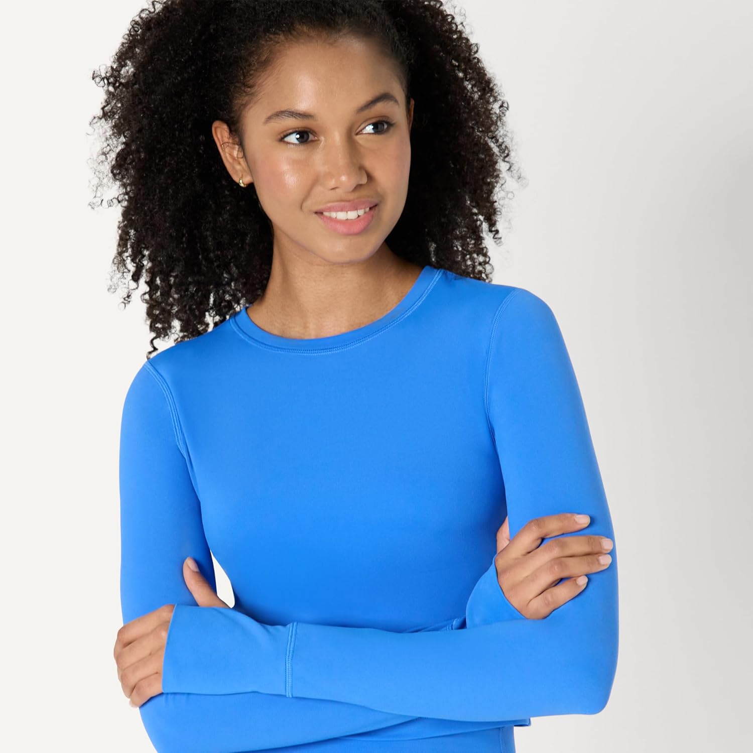 Amazon Essentials Women's Active FormFlex Buttery Soft Long Sleeve Slim Fit Crop Layering Workout Top - Image 4