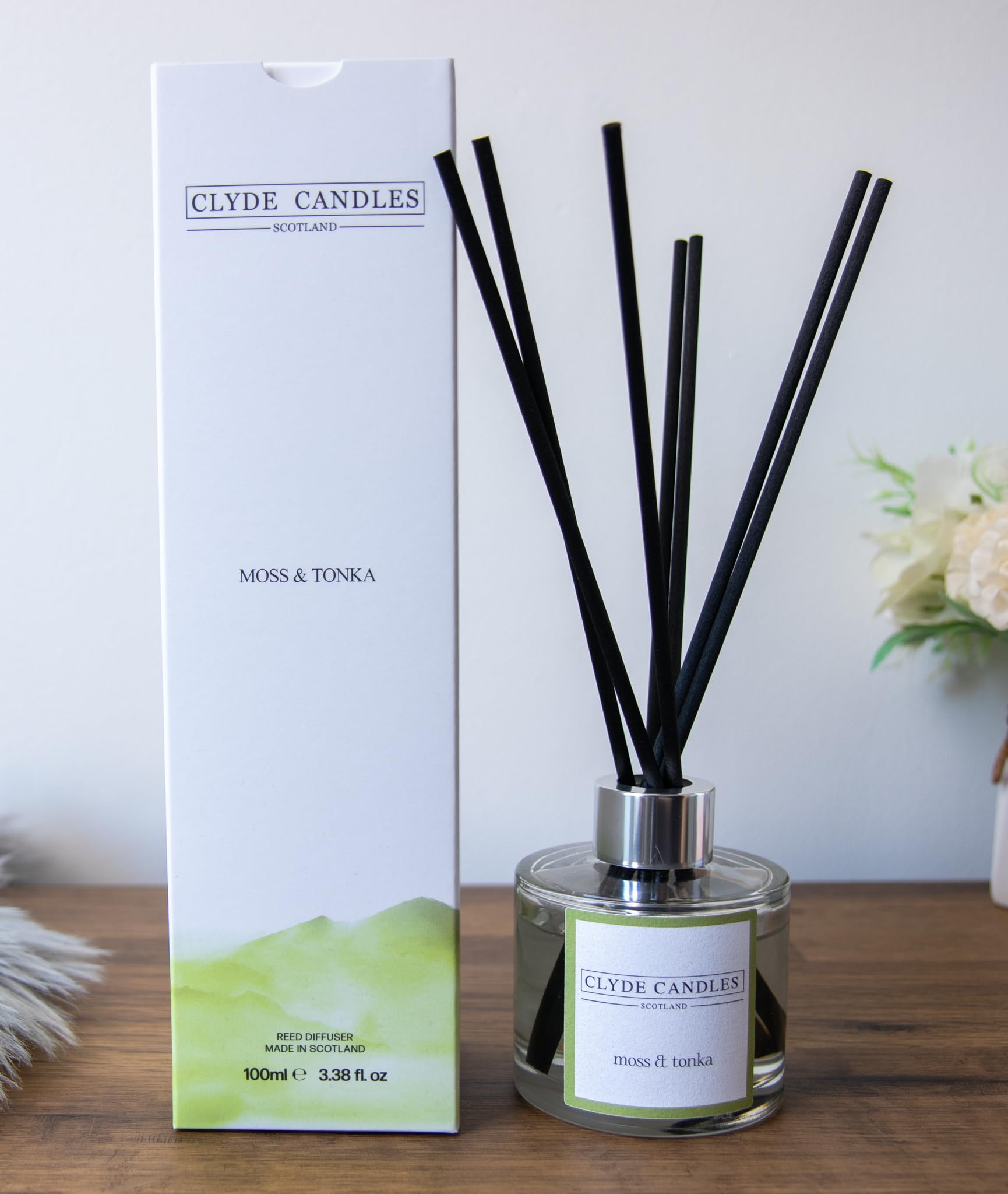 Clyde Candles Moss And Tonka Reed Diffuser - Luxury Diffuser Oil With 7 Fibre Sticks, Best Aroma Scent For Home, Kitchen, Living Room, Bathroom