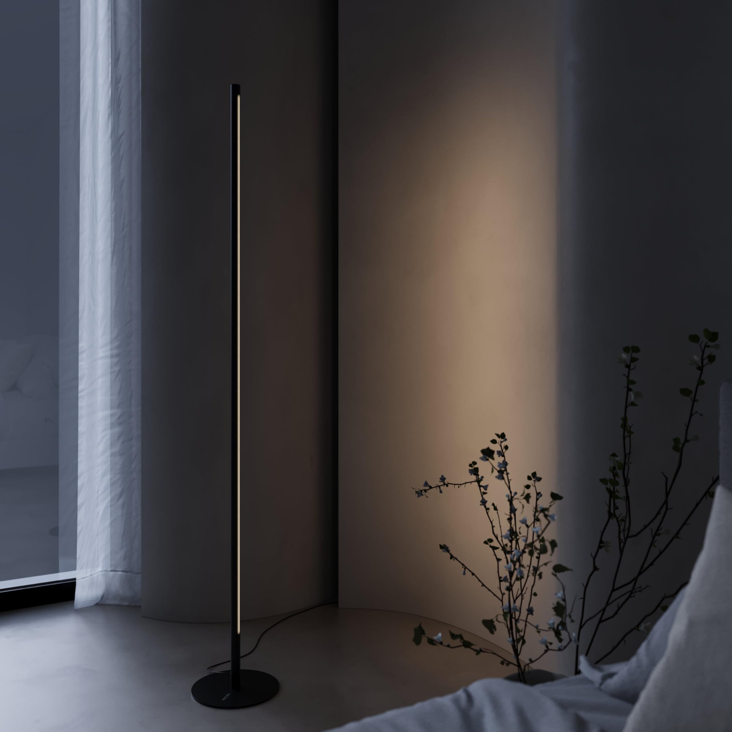 NEONA SELENE LED Stehleuchte Schwarz Stahl Dimmbar, Stehlampe mit Fernbedienung warmweiß bis kaltweiß 2700-5700K CRI 90 Drehbar 140 cm (Schwarz)