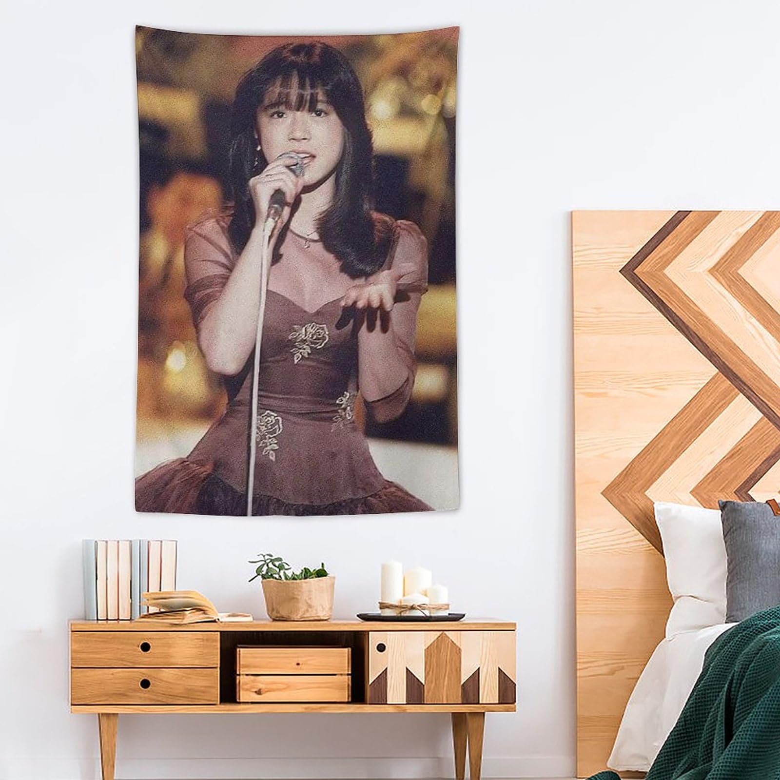 中森明菜　タペストリー Amazon.co.jp: [Lisianthus] 中森明菜 タペストリー ポスター 壁