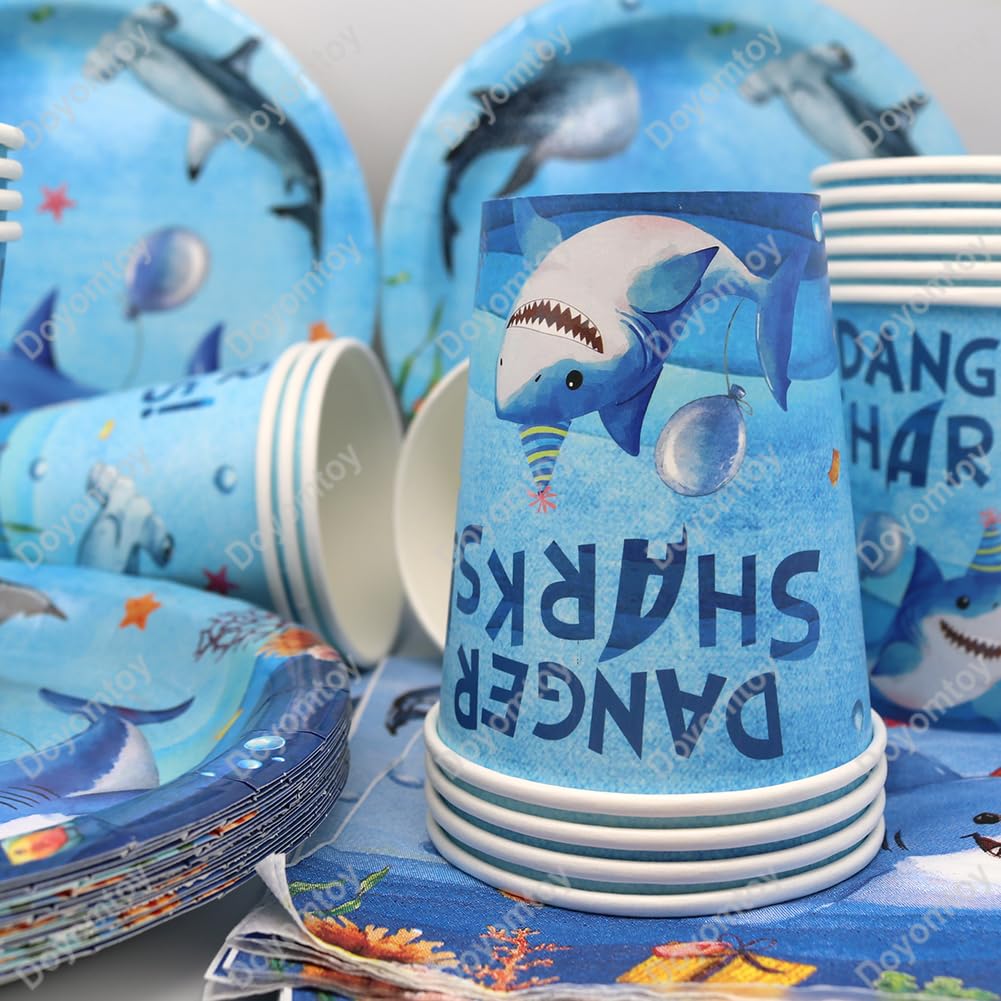 Stoviglie per Feste Squalo,Doyomtoy Animali Oceanici Compleanno Squali Decorazioni Ocean Sea Piatti di Compleanno, Tazze, Tovaglioli per Bambini Compleanno Favors 20 Ospiti