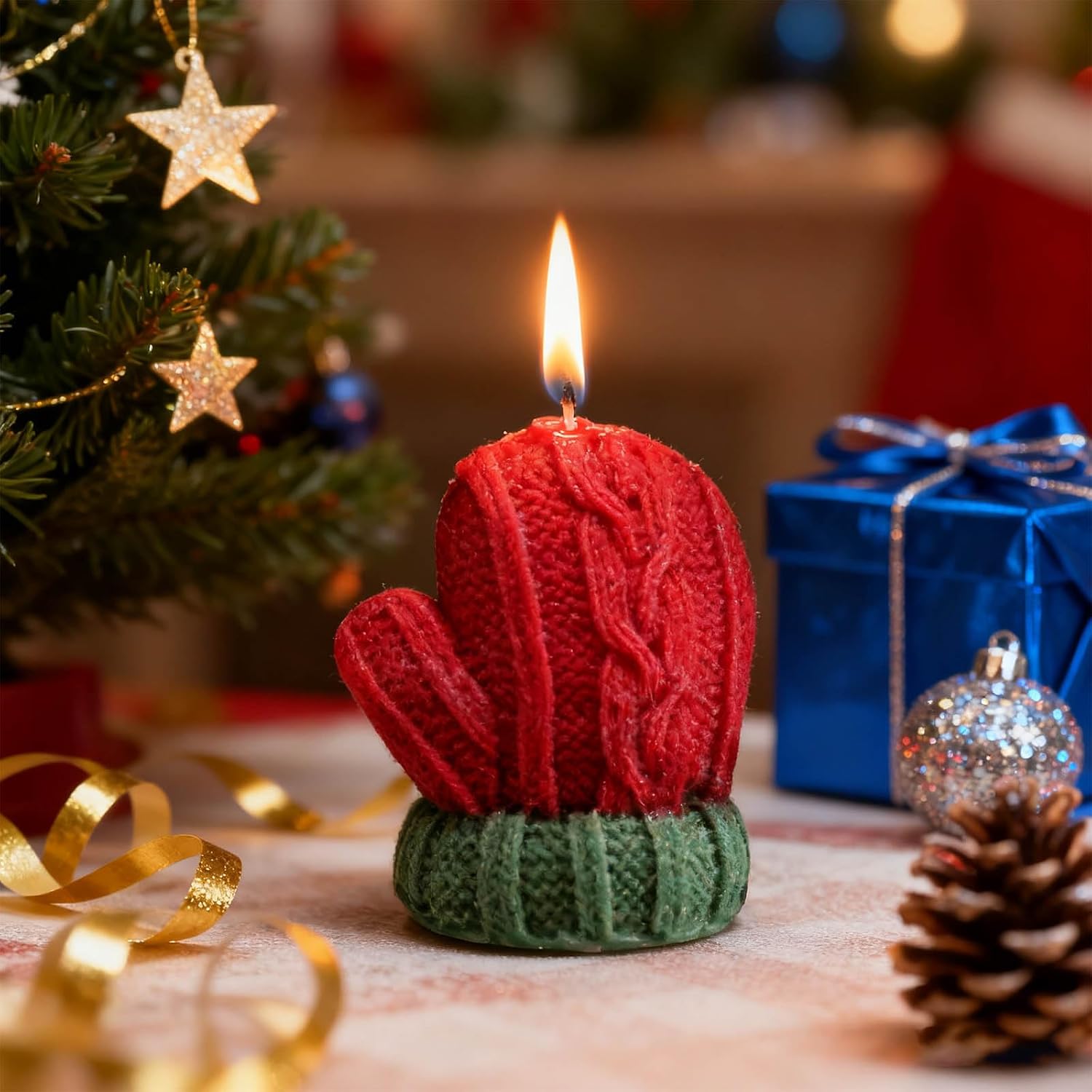 Cute Christmas Scented Candle Gift Set, Handmade Aromatherapy Soy Wax Candles, Festive Xmas Tree Glove Elk Gingerbread Man Decor for Holiday Table Centerpieces, Scented Present (Multicolor-B)