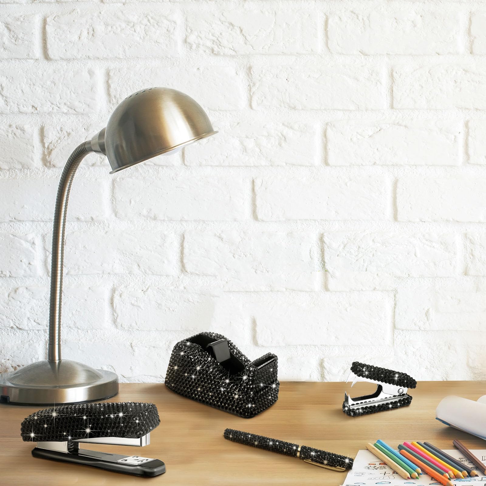 Demissle Set di 6 accessori da scrivania luccicanti per ufficio con cristalli, kit di cancelleria per il ritorno a scuola, forbici, pinzatrice, dispenser per nastro adesivo, penna diamantata
