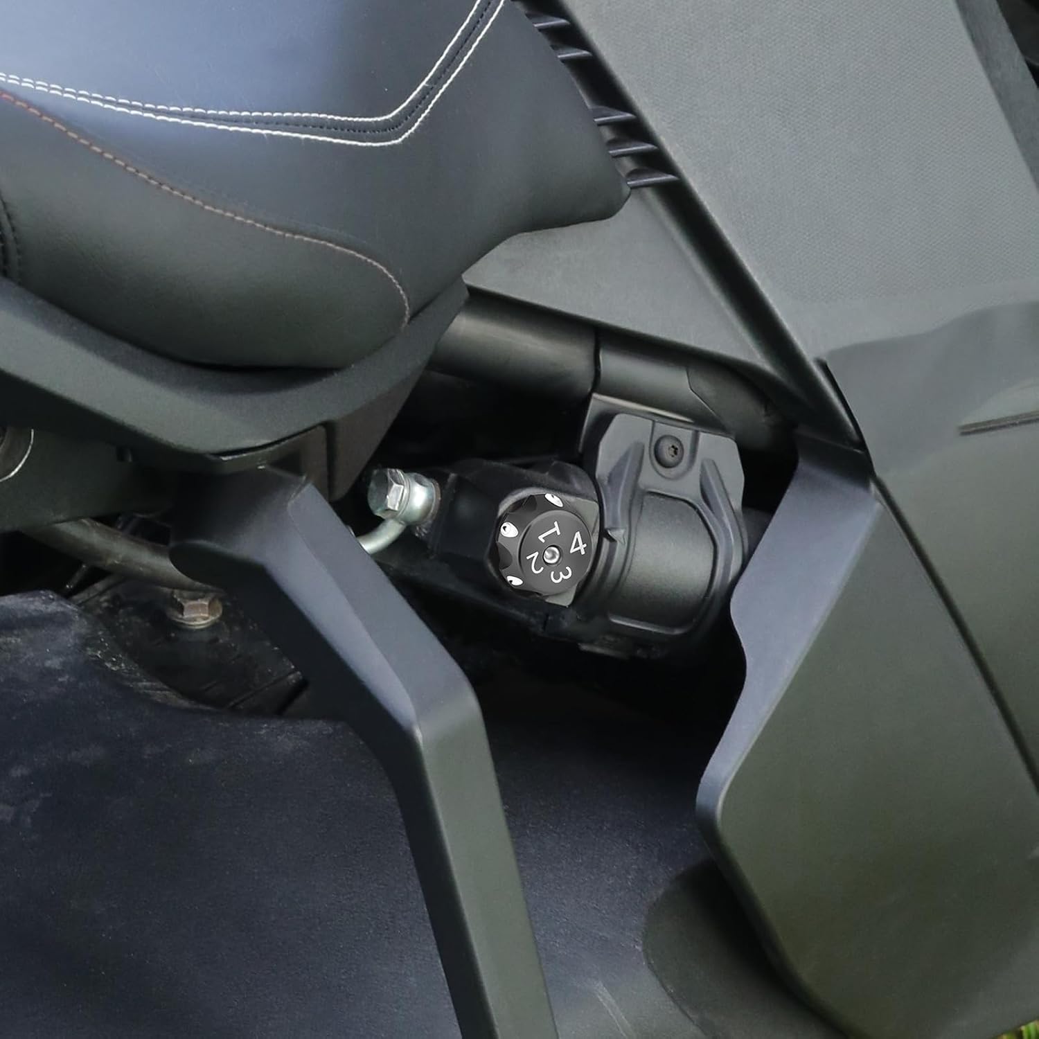 Aluminum Rear Shock Decor Cover Suspension Adjuster Decor Cap for Can Am Ryker 600 900 Rally Edition Sport 2019-2025 Replacement Decorative Cap Accessories