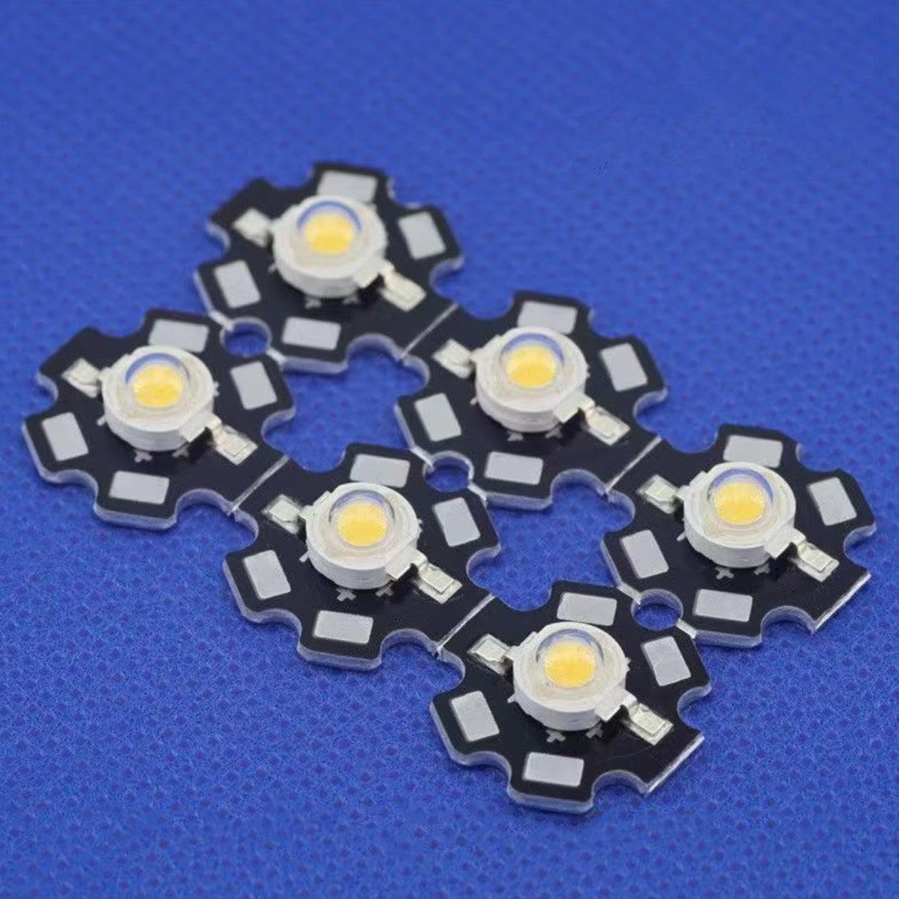 Chip LED per illuminazione 1W 3W,Diodo emettitore LED con dissipatore di calore in forma di plasma in alluminio da 20mm,per sostituzione fai-da-te della torcia torcia per (50 pezzi/3W-blu 475 NM)