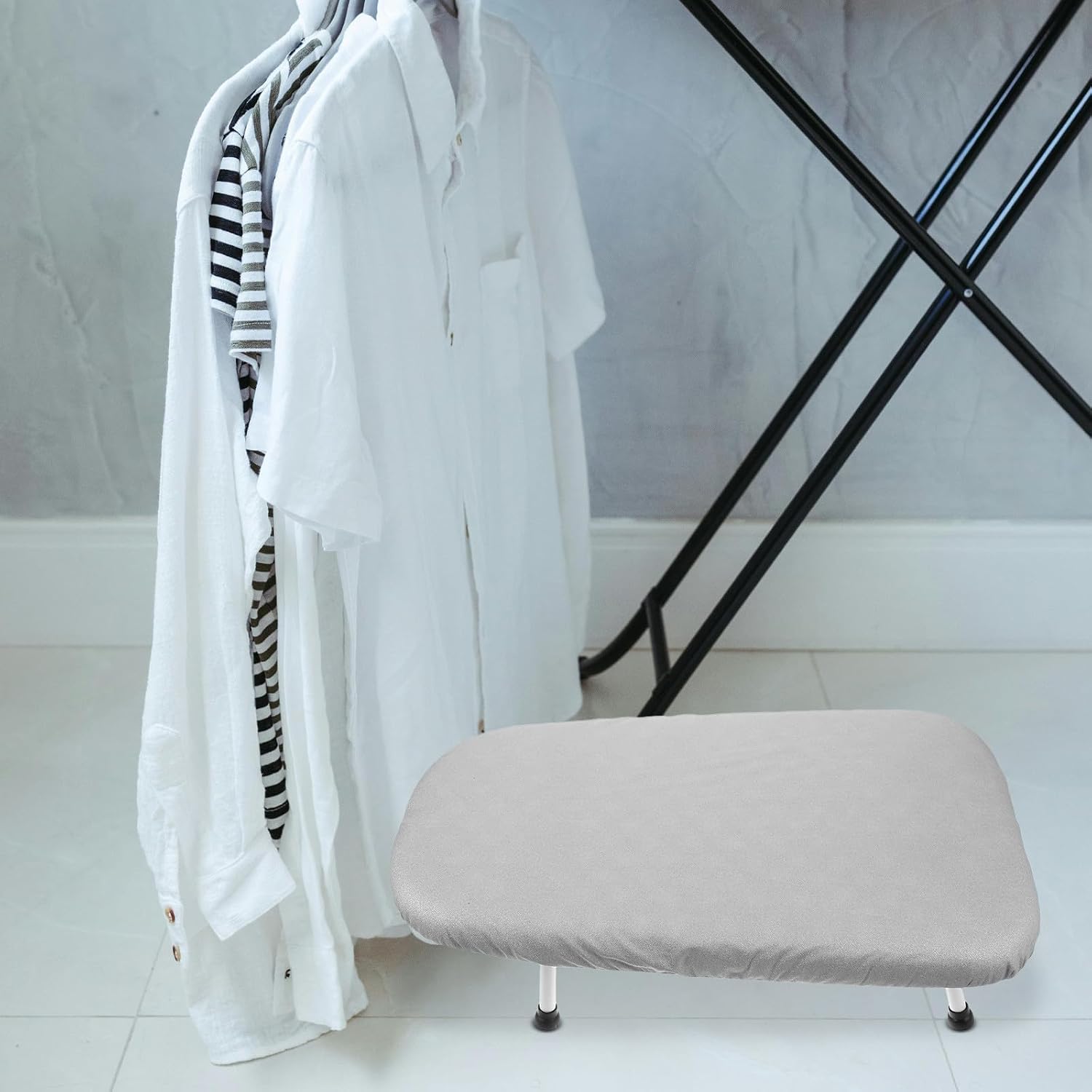 Garneck Foldable Tabletop Ironing Board with Padding with Cotton Cover and Foldable Legs, Space-Saving Design Portable Mini Ironing Board for Small Apartments and Dorms for Fabrics