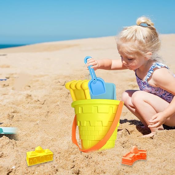 Beach Toys for Kids - 5 Pieces Sandbox Toy, Summer Outdoor Travel Toys | Kids Beach Sand Bucket Set, Beach Bucket and Spade, Backyard Games for Kids Ages 3 and Up, Party Toys for Beach and Garden