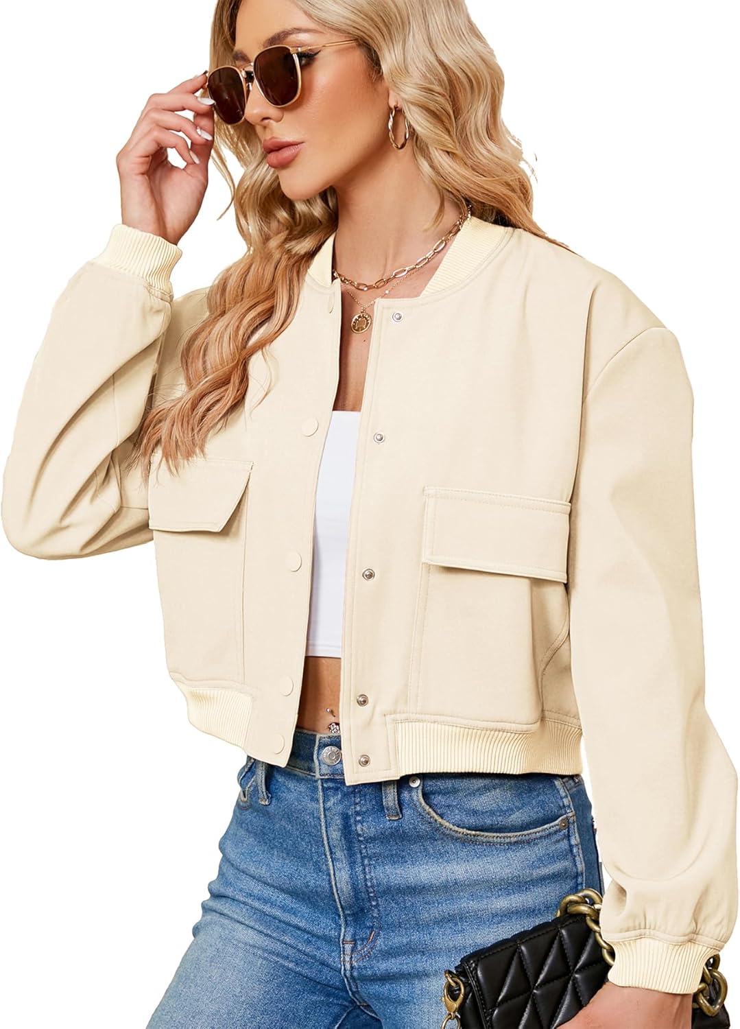 Short cropped bomber jacket with pockets