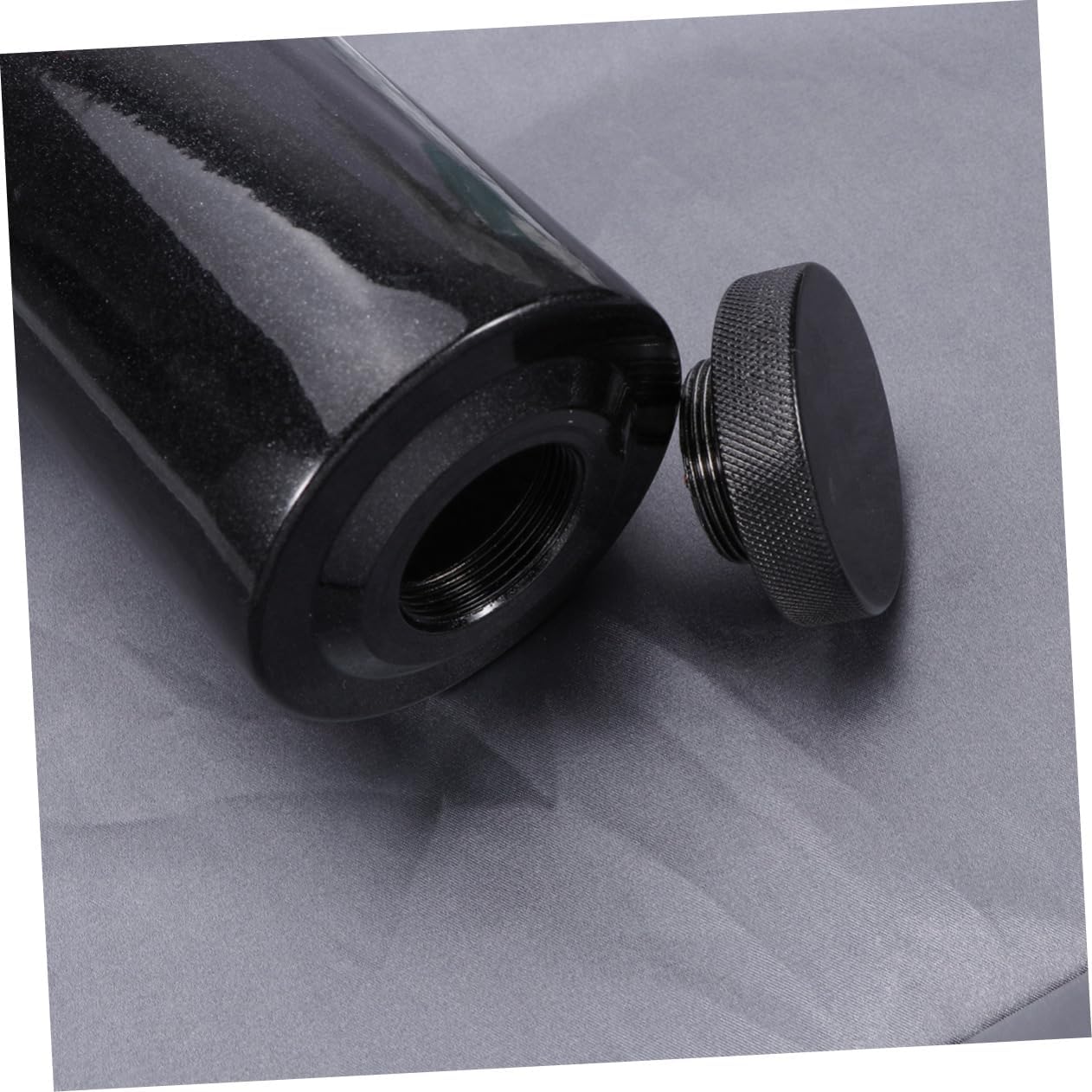 Car Oil Tank Aluminum Alloy Oil Breathable Pot Modified Car Oil Tank Black Sturdy Oil Pot