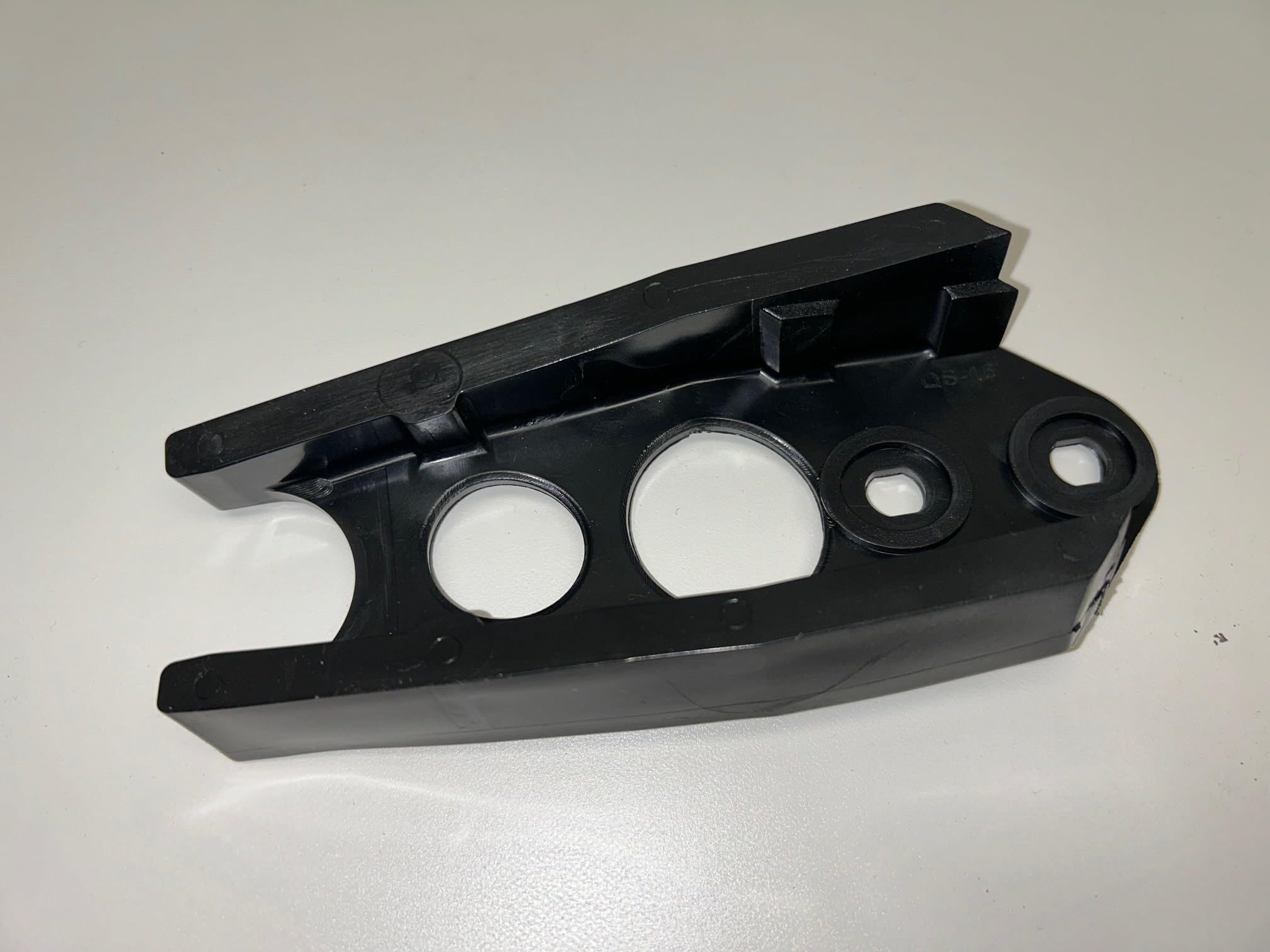 Schwingenschleifer Kettenschleifer chain guard passt an Yamaha Dt 125 R 88-02 sw