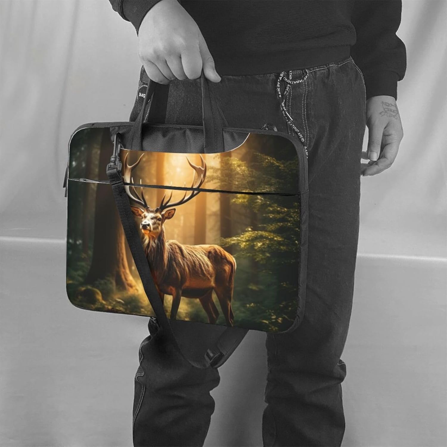 Beauty Deer Print Laptop Shoulder Bag Messenger Bag Notebook with Accessories Pocket 13/14/15.6 inch, Black, 15.6 inch