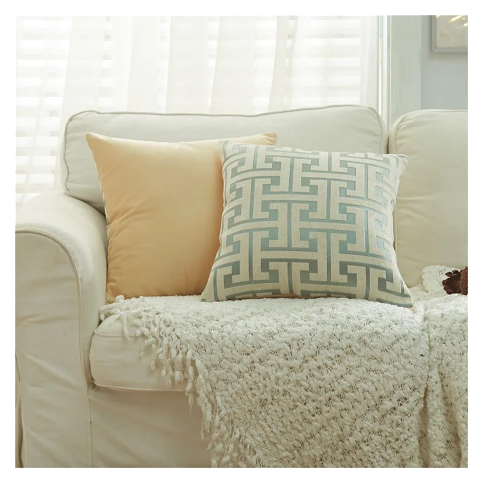XPJYUA Chenille Pillow Covers Chenille Geometric Line Cushion Cover Soft Plush Solid Color Vintage Pillowcase 45 * 45cm Decorative Pillows(White,45x45 Cm)