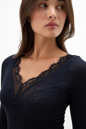 Intimissimi Ultralight Cashmere Lace Long Sleeve Shirt