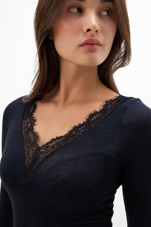 Intimissimi Ultralight Cashmere Lace Long Sleeve Shirt