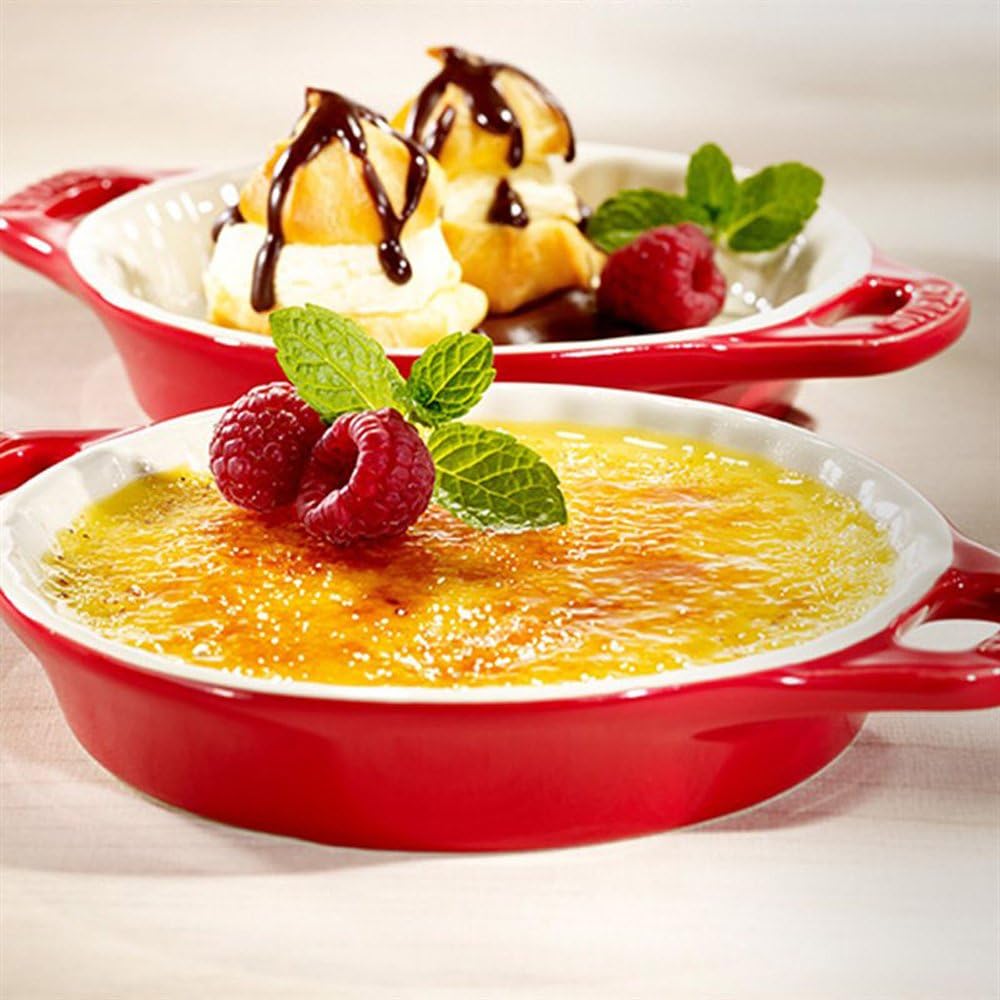 ZWILLING J.A. HENCKELS 40511-167 Staub Ceramic Pie Dish 2.95 qt./2.8 L, Red