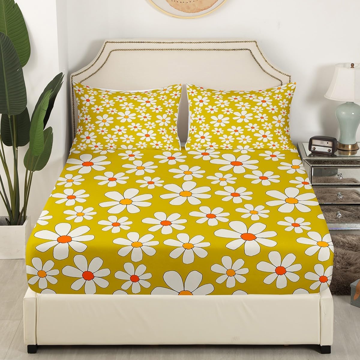 Hippie Flowers Bed Sheets Queen Size,70s Retro Floral Quality Brushed Microfiber Luxury Bedding Set Groovy Cartoon White Daisy with 1 Flat,1 Fitted Sheet,2 Pillowcases