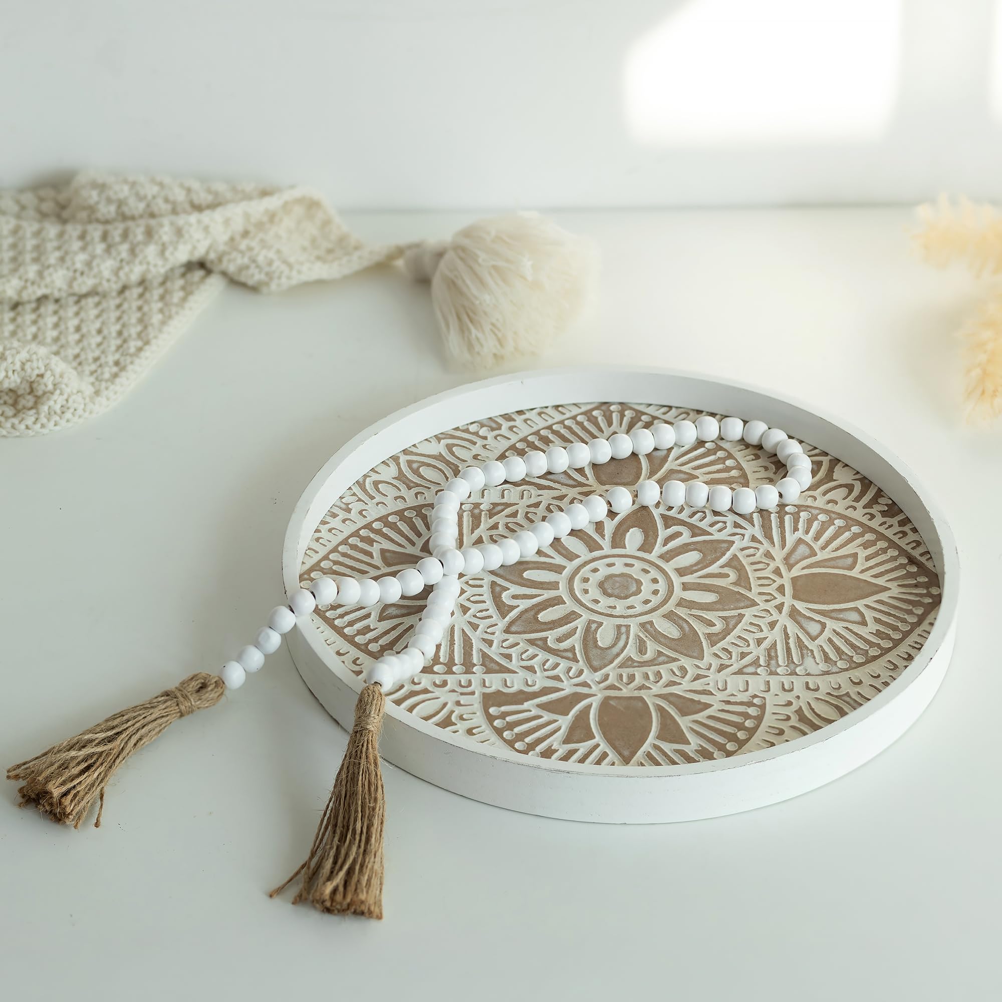 Hanobe Decorative Coffee Table Tray: Rustic Round Tray Boho Farmhouse Tray Decor White Washed Centerpiece Wooden Serving Trays for Kitchen Counter Ottoman Home (Whitewash, Tray + Bead Garland)