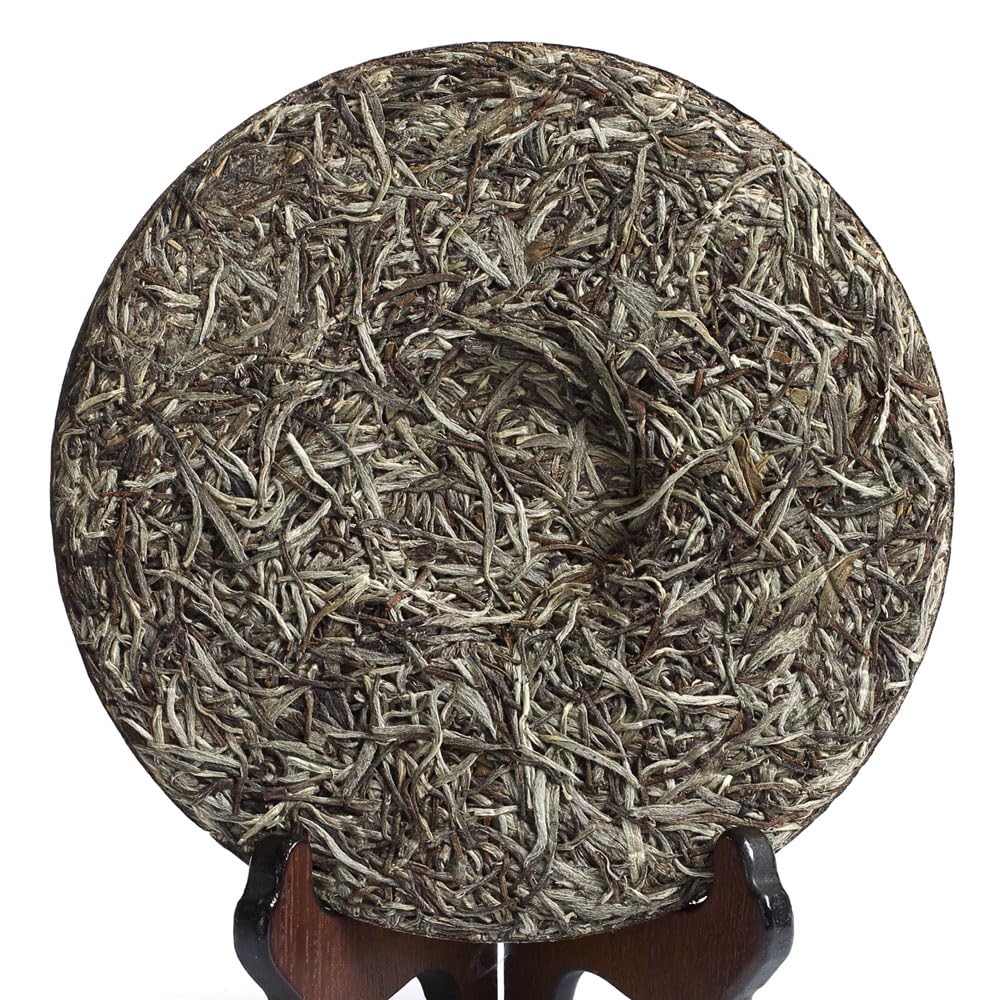 GOARTEA Weißer Tee - 300g 10.58oz 2021 Year Supreme Silver Needle Weißer Tee - Baihao Yinzhen Chinese Silver Tips White Tea Cake - Low Caffeine