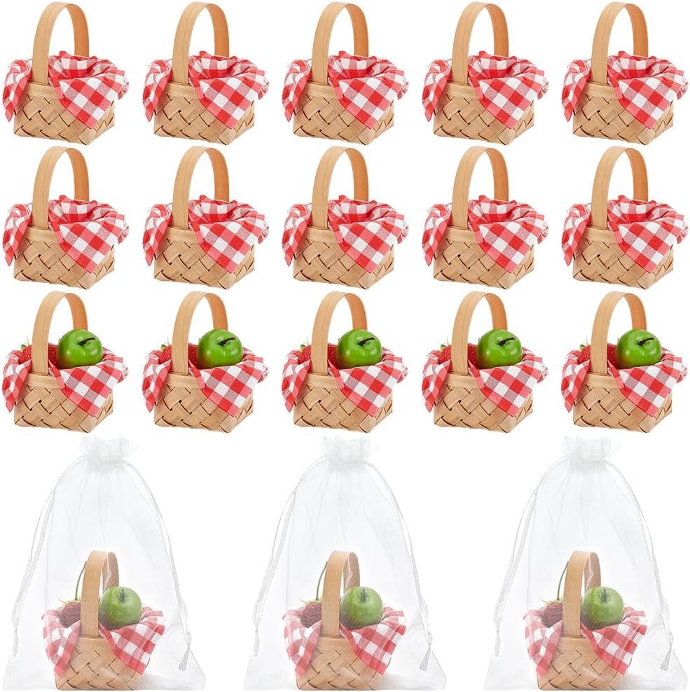 INTERWARM 24 Sets Mini Woven Picnic Baskets, Mini Flower Fruit Baskets with 40pcs Paper Tissue and 24Pcs Organza Gift Bags Tiny Chip Basket for Easter Weddings Party Favors Gift Decoration Crafts
