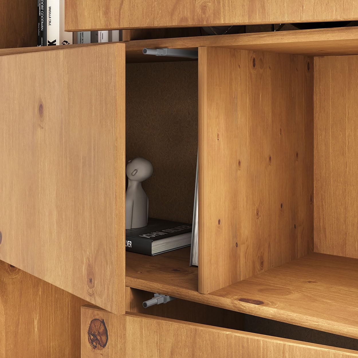 IDIMEX Highboard Simona mit 3 Türen, Eiche Farben – Wohnzimmer Kommode mit Regal und Türen für geschlossenen Stauraum Vintage Highboard Wohnzimmerschrank Modern Retro Schrank Design
