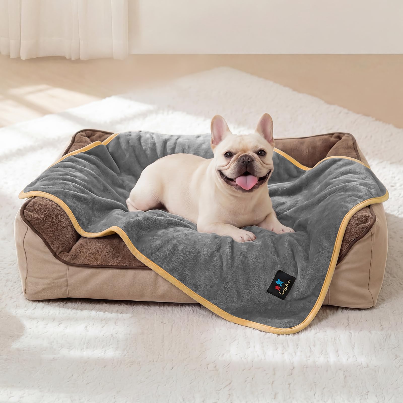 Luciphia Waterproof Pet Blanket, Washable Reversible Sherpa Fleece Throw — image 1