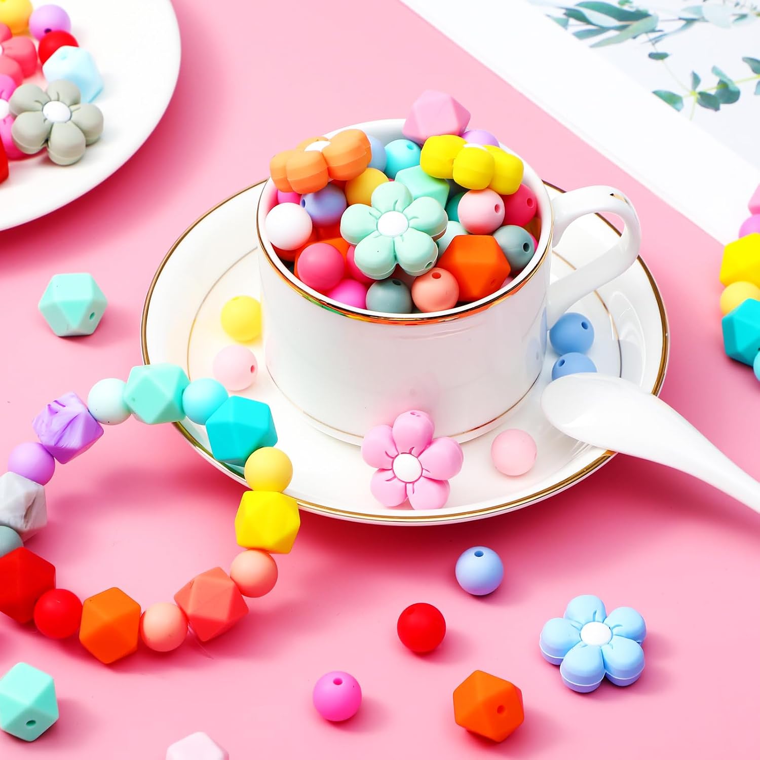 Ecation 186 Pcs Silicone Beads Bulk Set 12mm Round Rubber Beads, 14mm Hexagon Silicone Beads, 23/20mm Daisy Flower Beads for Keychain Bracelet Necklace Jewelry DIY Accessories (Colorful,Flower)