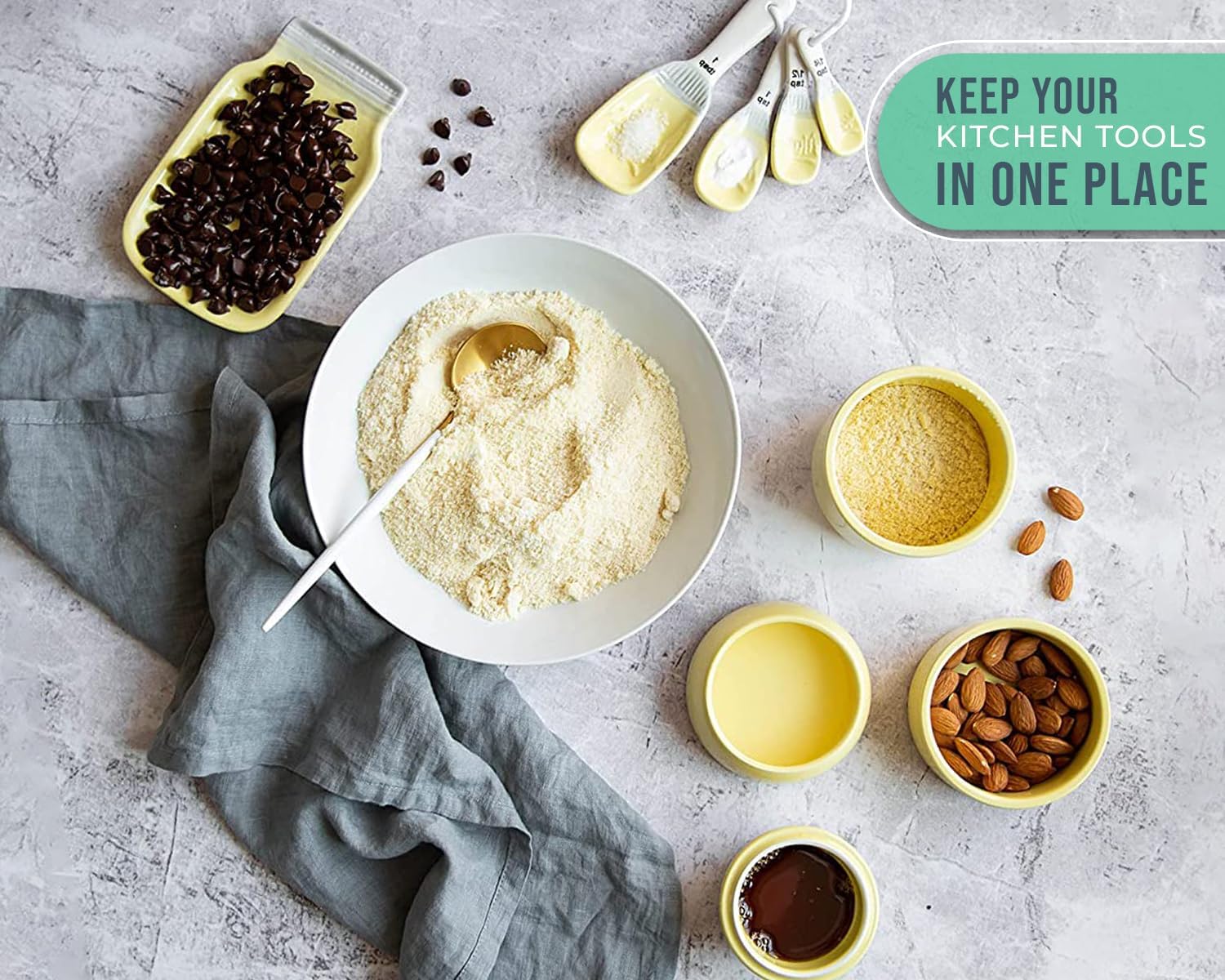 Comfify Mason Jar Kitchenware Set – Yellow Ceramic Decor with 4 Measuring Cups, 4 Measuring Spoons, Spoon Rest