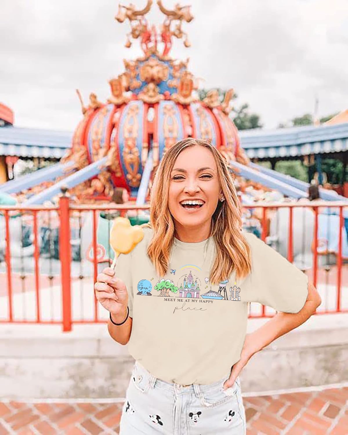 Womens World Traveler Shirt Magic Kingdom Graphic Tshirt Matching Trip T-Shirt Girl Vacation Hodilay Short Sleeve Top - Image 4