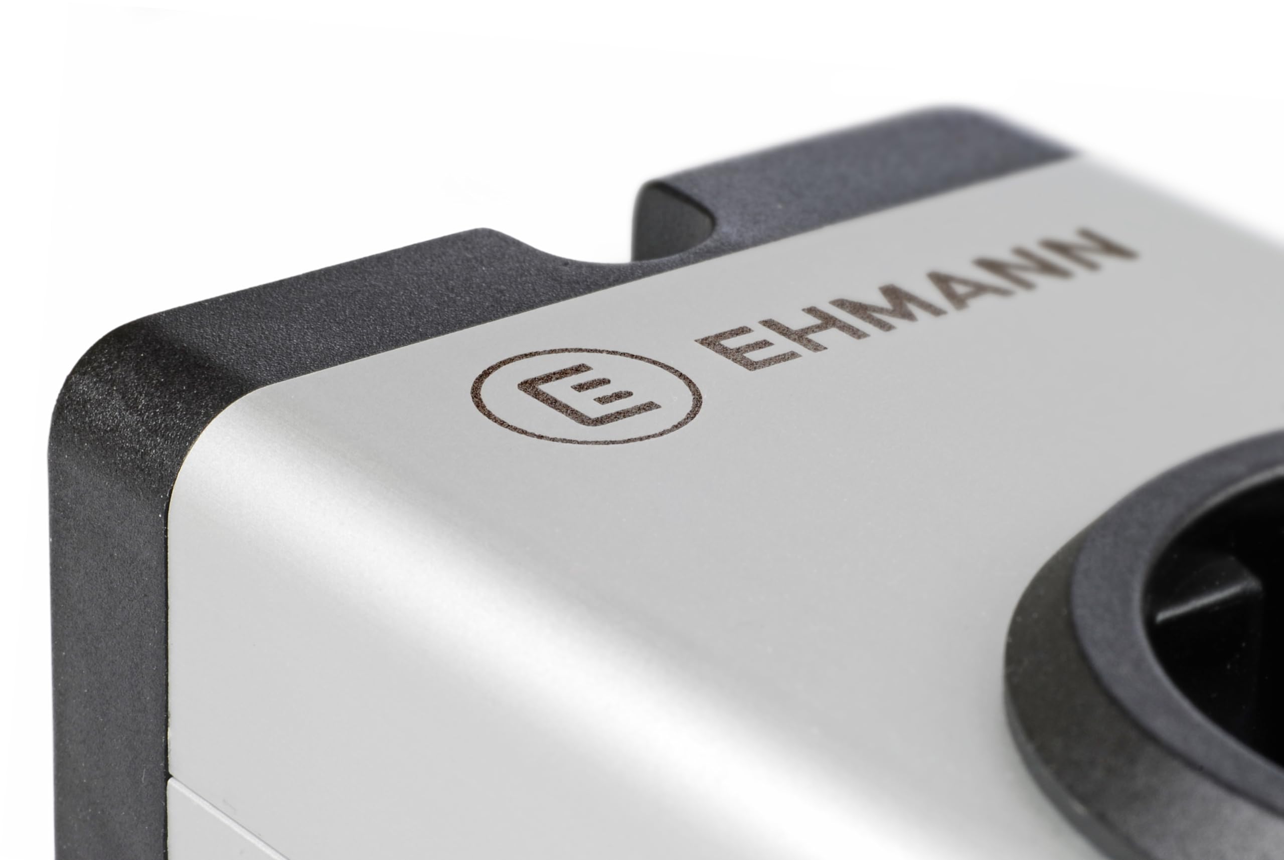 EHMANN 0600x00042035 Aluminium Steckdosenleiste Universal 4-Fach, 5 m Zuleitung