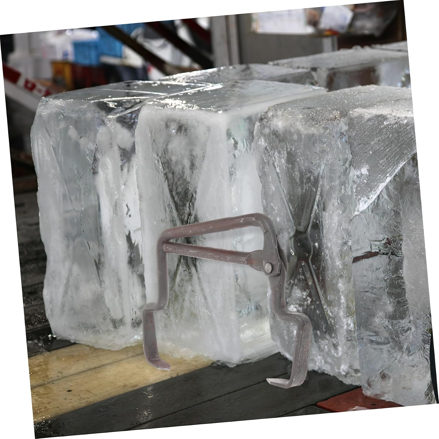 Ice Lifter Tool Stainless Steel Ice Holder Ergonomic Handle and Industrial Use for Moving and Lifting
