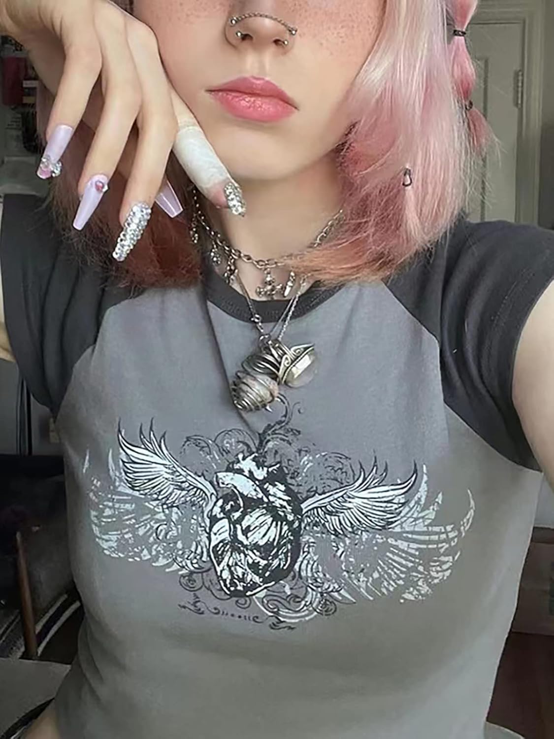 Xineicy Y2K Crop Tops for Woman Short Sleeve Crew Neck Graphic Baby Tees Grunge Wing Print T-Shirt - Image 2