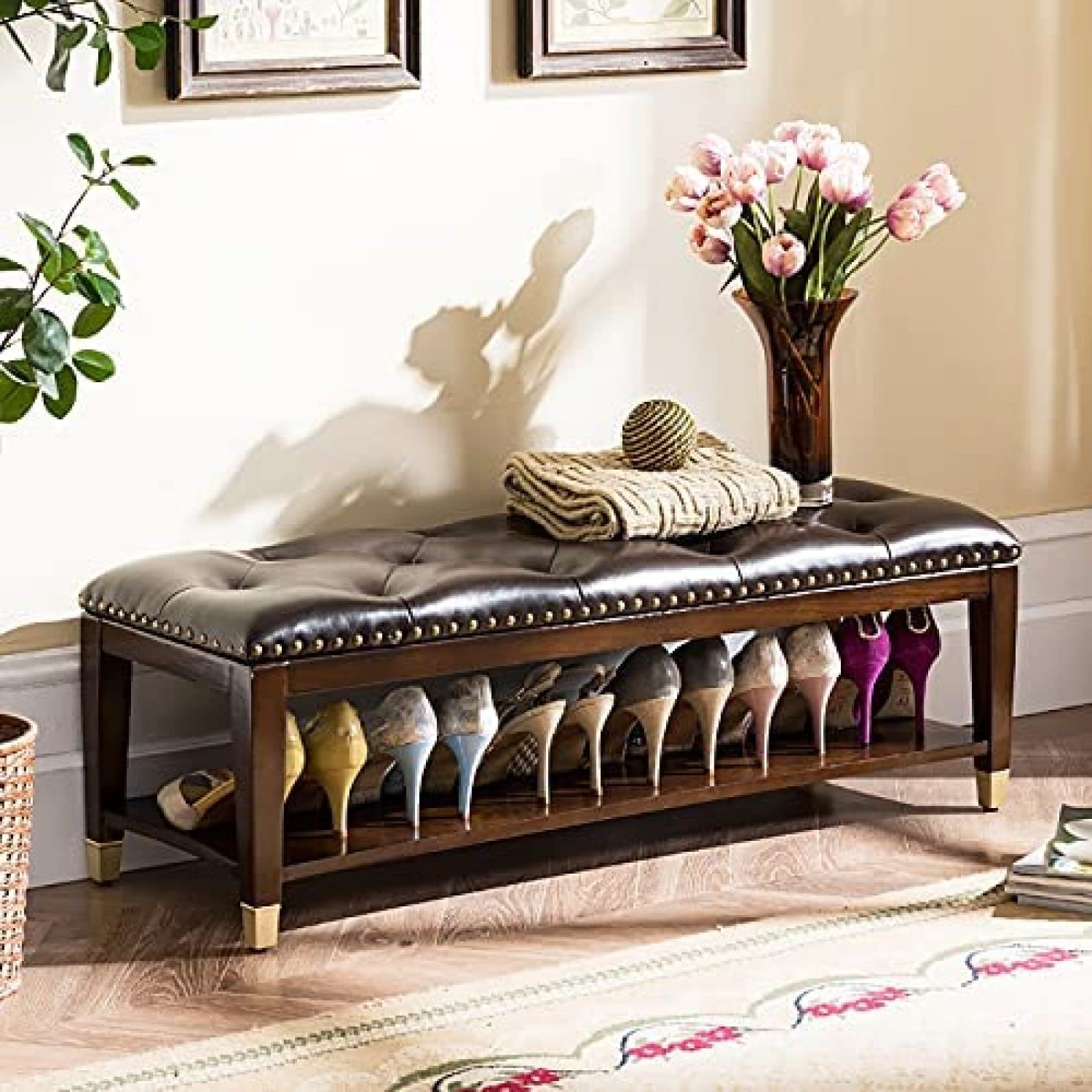 Banc en bois massif avec siège rembourré marron de 80cm pour le rangement des chaussures