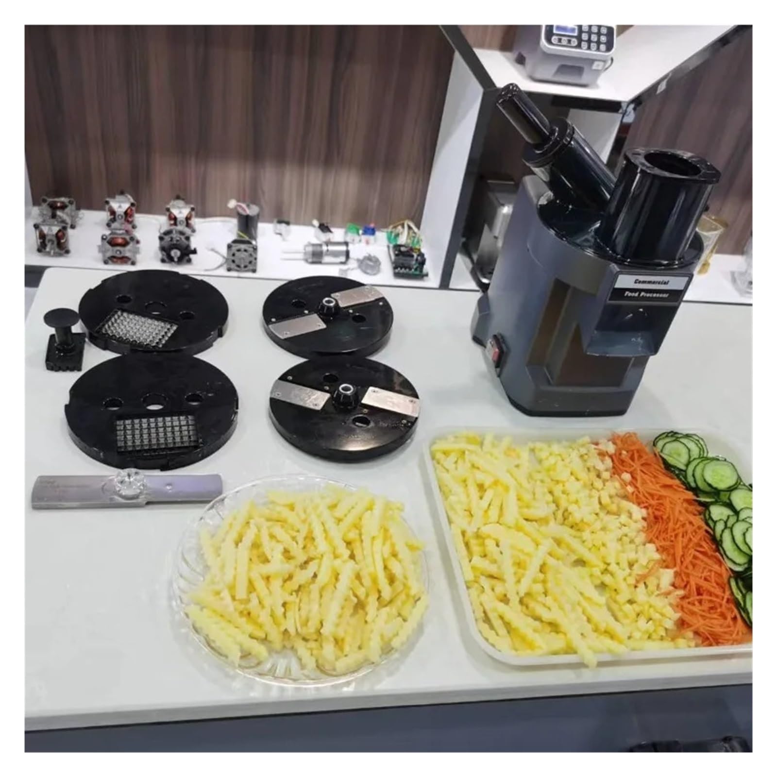 Tritatutto elettrico per verdure, multifunzione, per affettare e sminuzzare e sminuzzare, utensile da cucina per preparare rapidamente i pasti