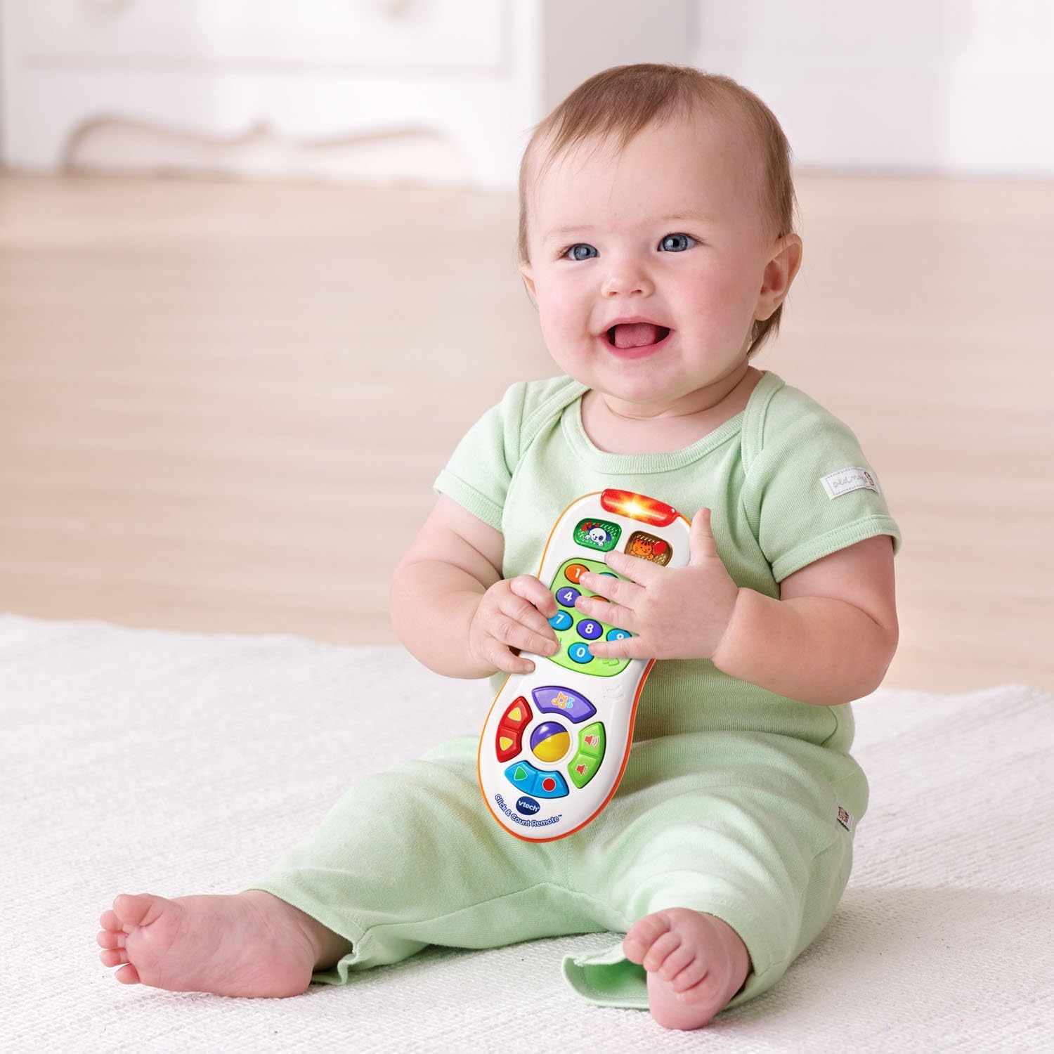 VTech Click and Count Remote, White White Standard Packaging image 3 of 5 B00O4Z7FBO