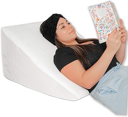 triangle foam pillow