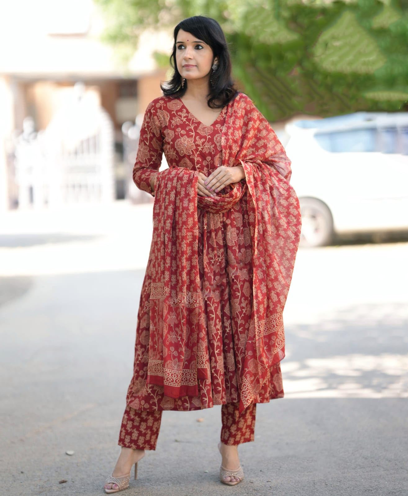 Nermosa Viscose Women Printed Anarkali Kurta And Pant With Dupatta Set (In, Alpha, Xl, Red)