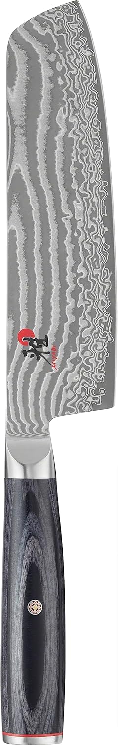 MIYABI Nakiri Knife Series 5000FCD makes even simple kitchen activities, such as peeling and slicing fruits and vegetables an optical experience. Blade length 17 cm, black