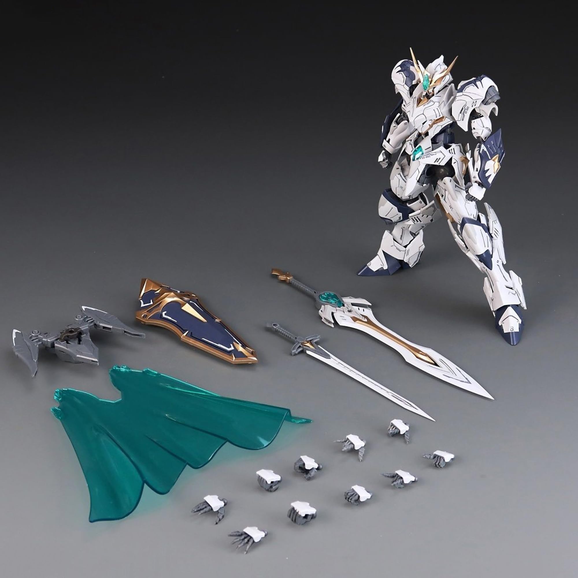 TOYVERSE SNAA 1/144 Figura Model Kit, The Round Table Knights Titan Greatsword, 16 cm, articulaciones móviles, modelo de personaje, a partir de 15 años