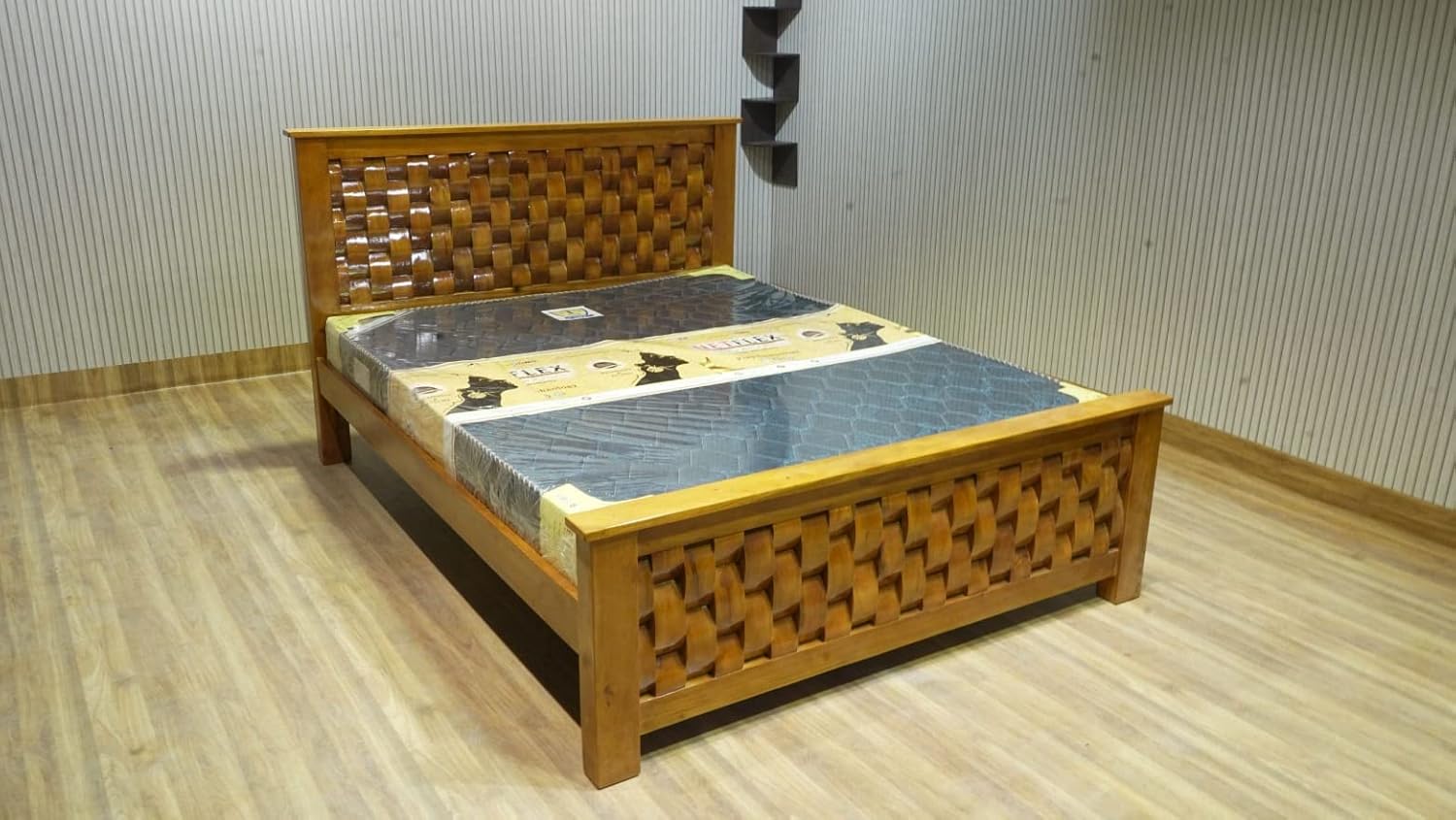 Flexi Homes Rich Wooden cot A Solid Wooden Cot Double Cot Furniture