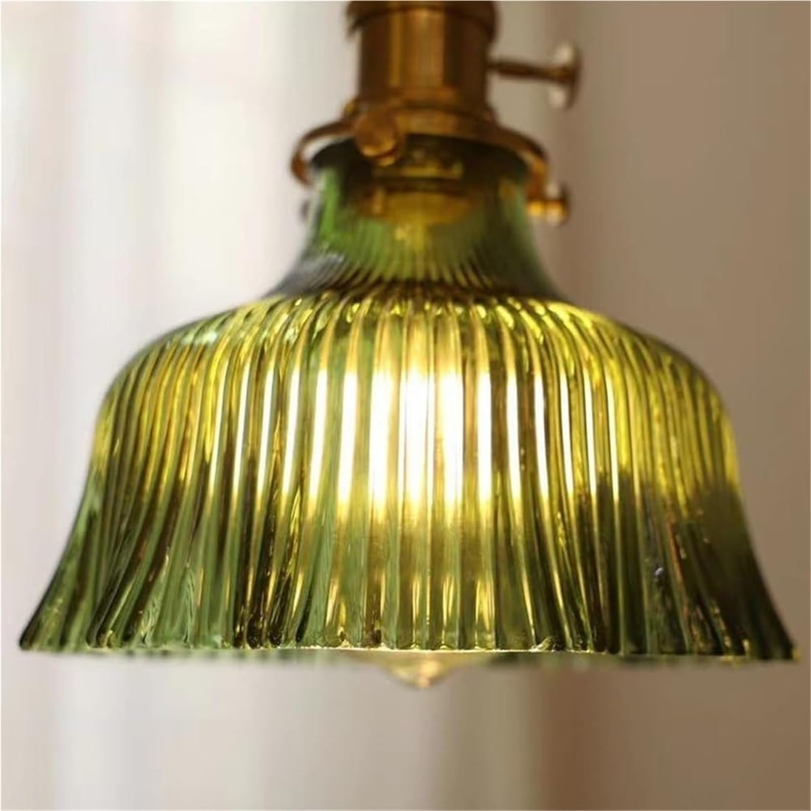 Générique Zielona szklana lampa ścienna w kształcie kwiatu - regulowane ramię z antycznego mosiądzu z łańcuszkiem, nowoczesna lampa wiejska do sypialni i salonu (zielona)
